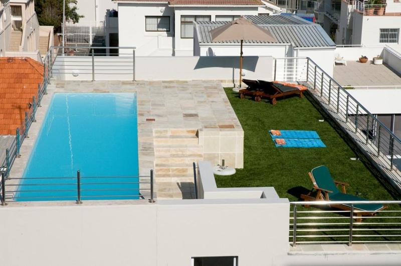 Bantry Beach Luxury Suites Кейптаун Екстериор снимка