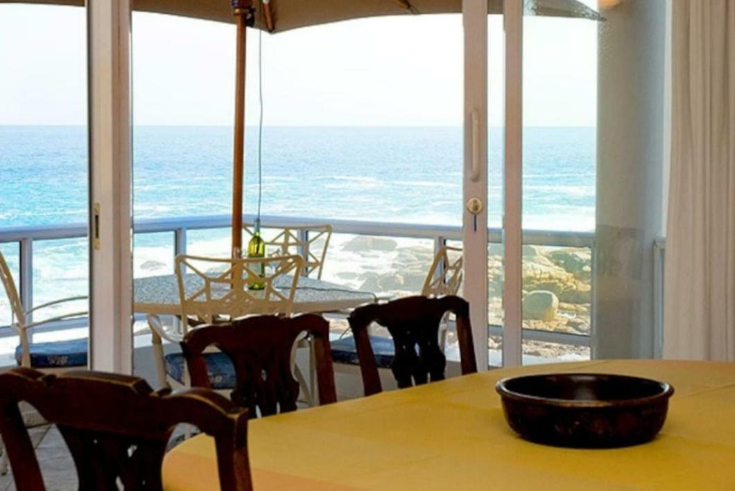 Bantry Beach Luxury Suites Кейптаун Екстериор снимка