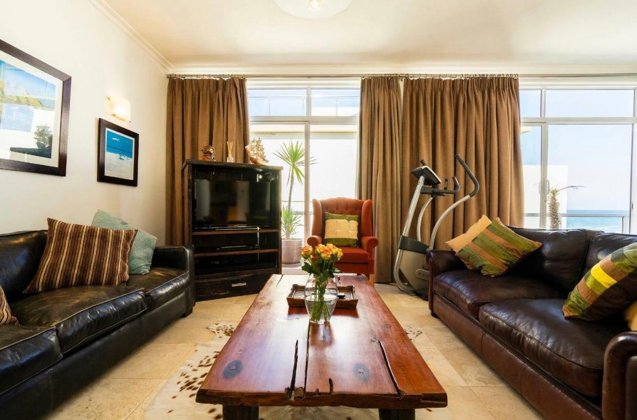 Bantry Beach Luxury Suites Кейптаун Екстериор снимка