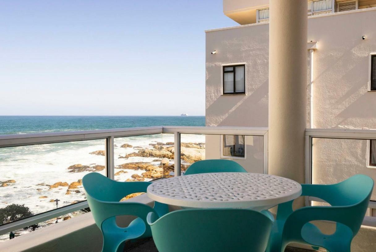 Bantry Beach Luxury Suites Кейптаун Екстериор снимка