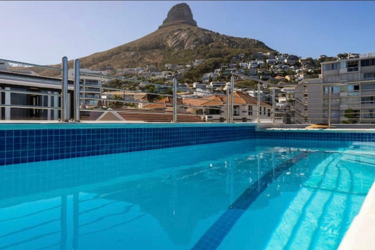 Bantry Beach Luxury Suites Кейптаун Екстериор снимка