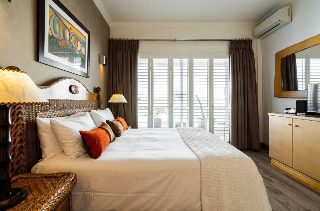 Bantry Beach Luxury Suites Кейптаун Екстериор снимка